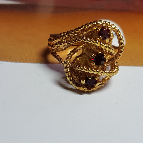 1970s Cluster Ring French Design 18k hge Vargas Size 4 for Girls - Picture 5 of 8